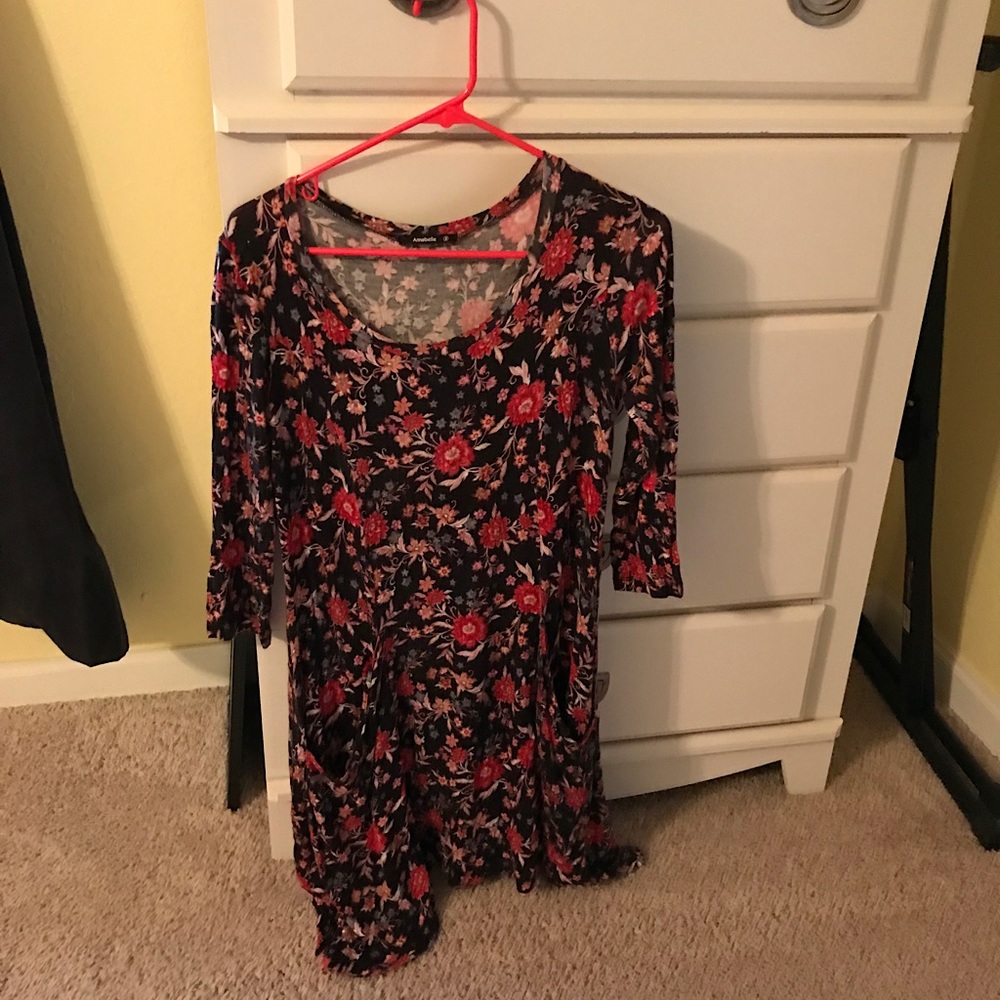 Annabelle dress size Small